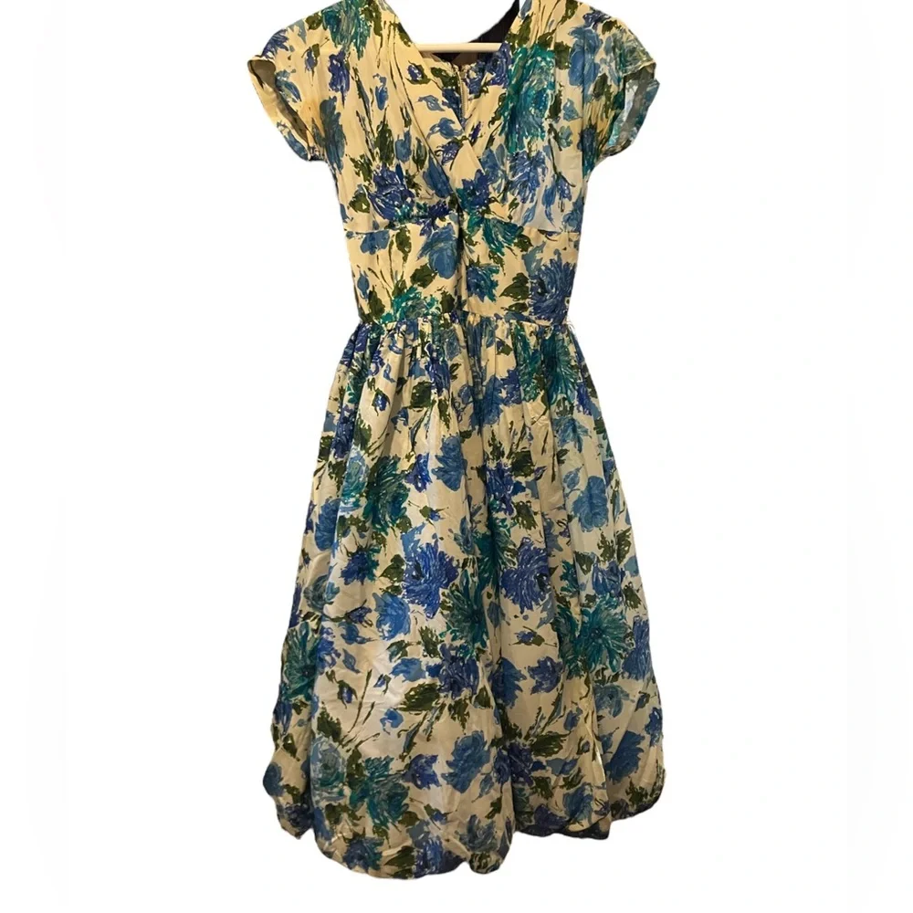 VINTAGE 1950s Parklane Debs Dress Size 9 Satin-like Material Crinoline - Picture 2 of 8